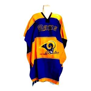 Los Angeles Rams Poncho